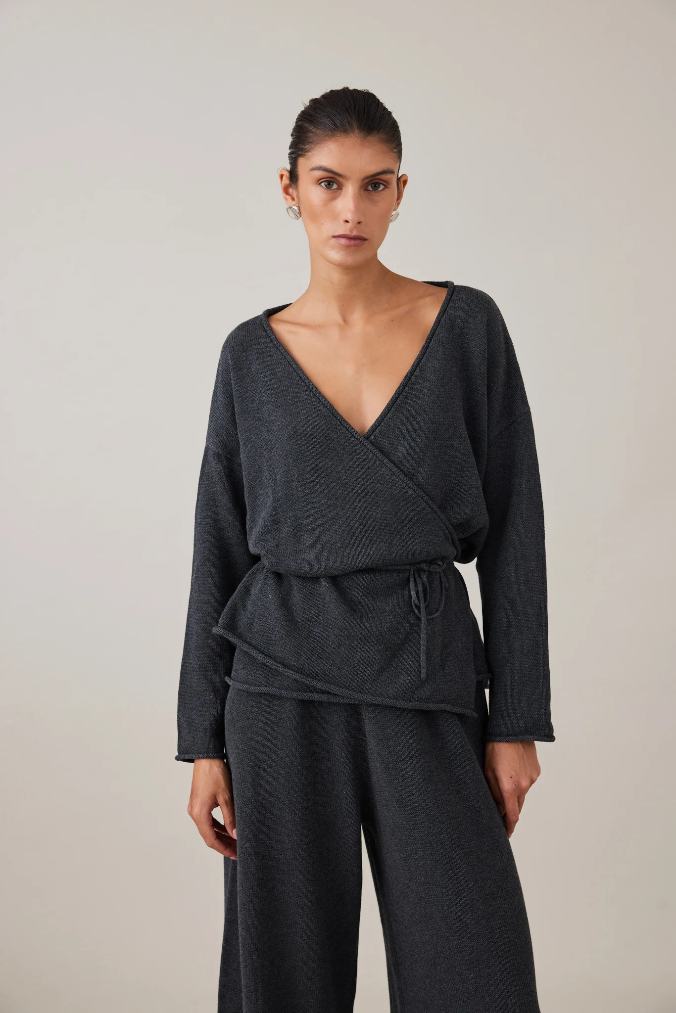 SABINE WRAP KNIT - CHARCOAL - Image 3