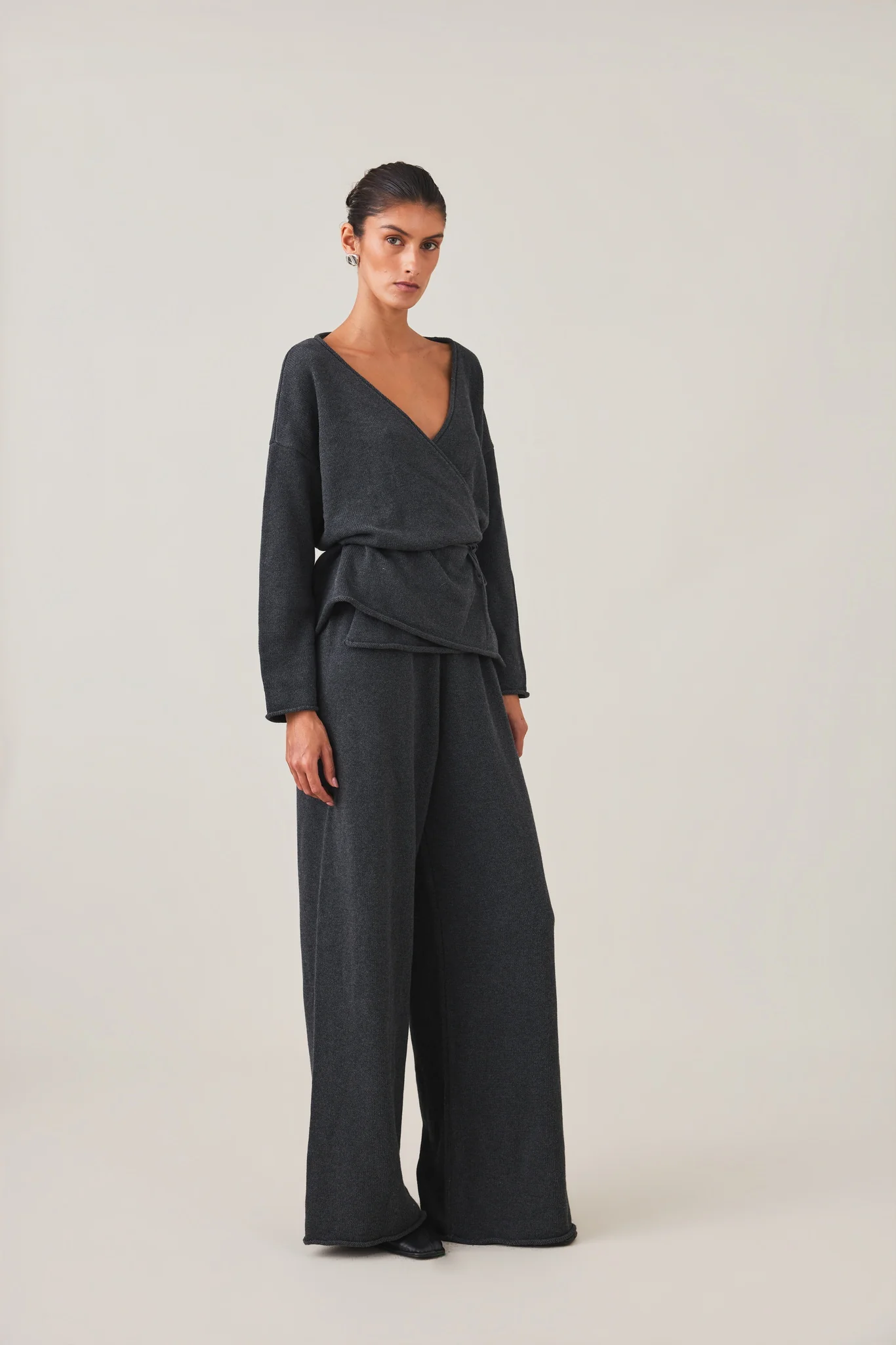 SABINE WRAP KNIT - CHARCOAL - Image 8