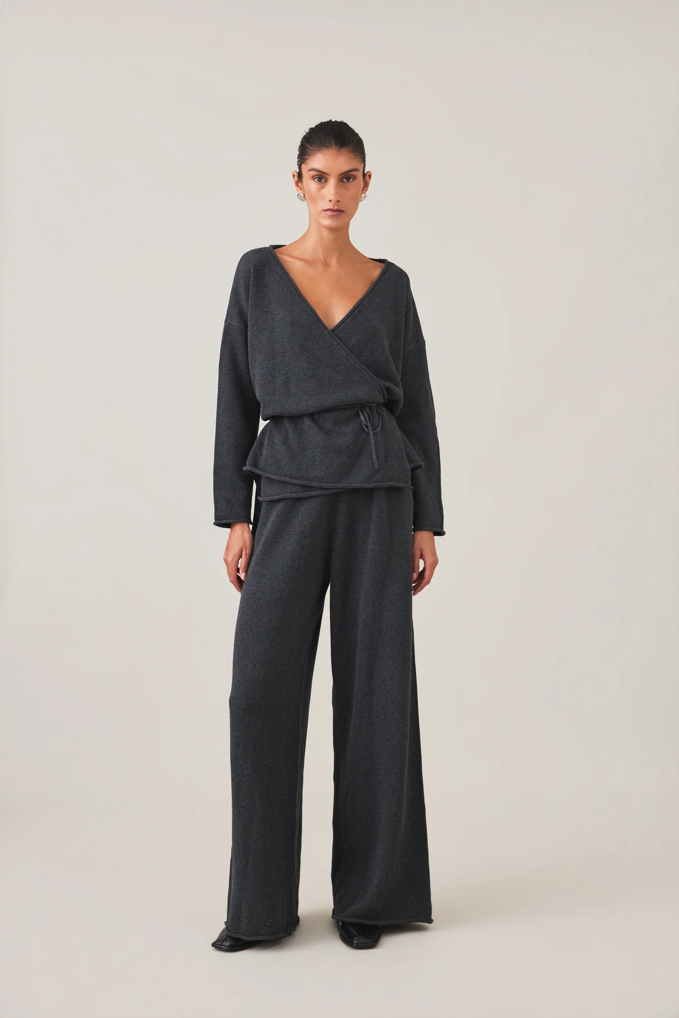 SABINE WRAP KNIT - CHARCOAL - Image 9